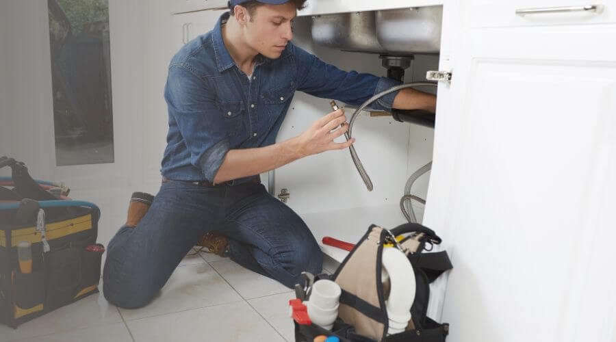 Expert burst pipe repair services in Yale, OK